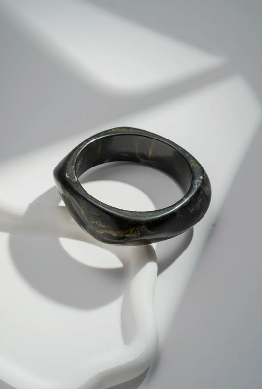 Chunky Armreifen aus hochwertigem Resin