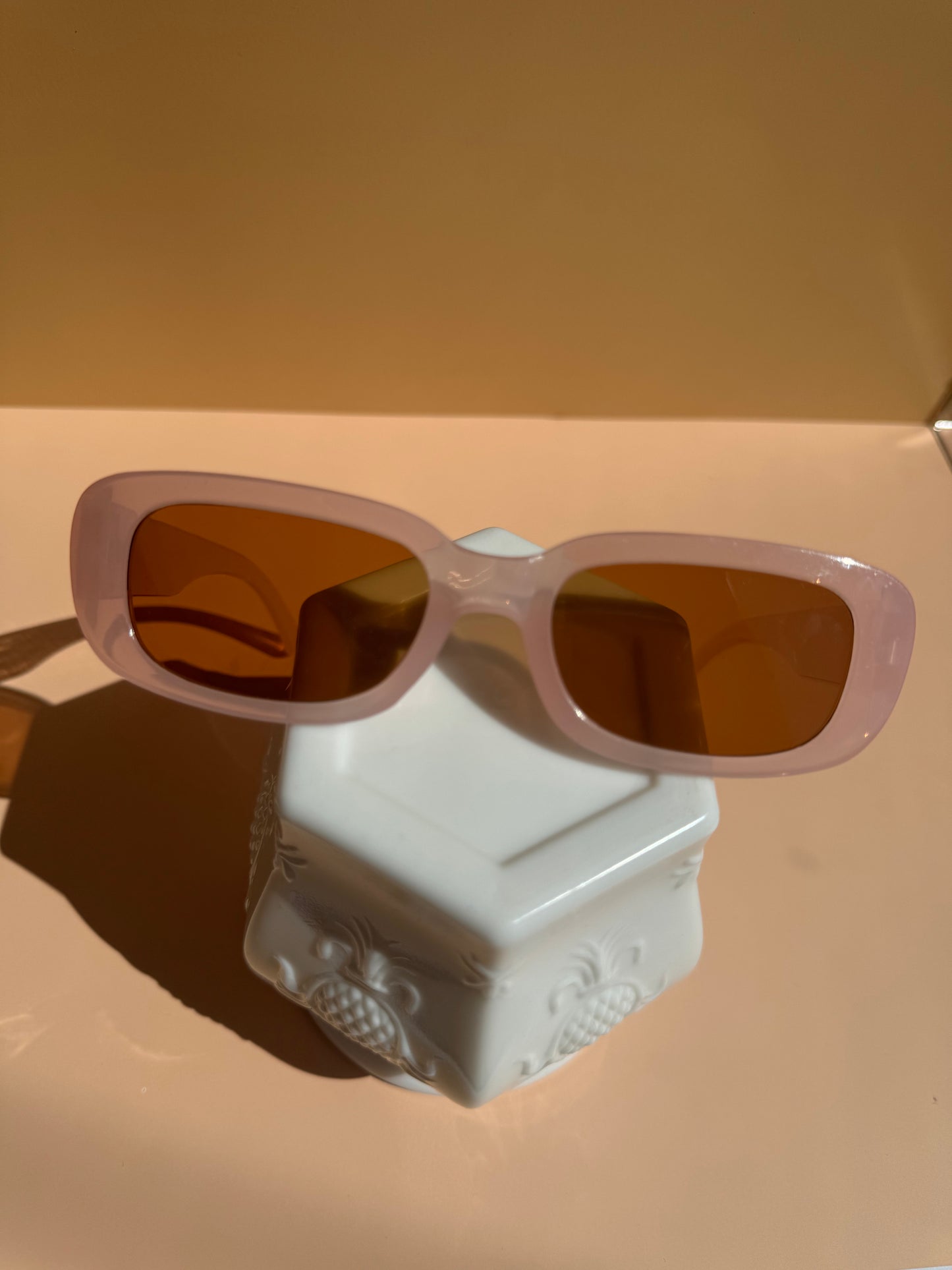 Ovale Sonnenbrille im Retro-Look