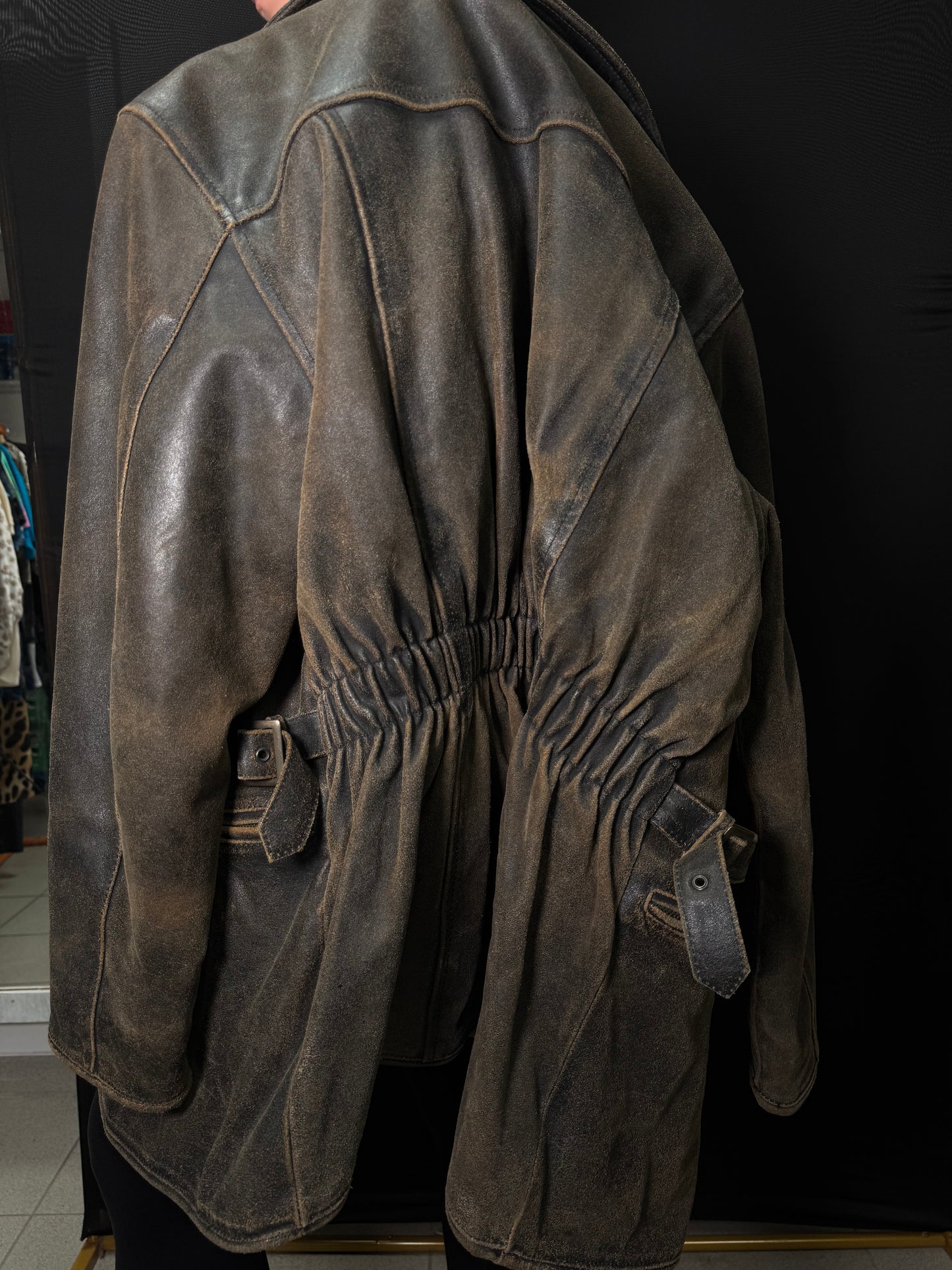 Schwere hochwertige Lederjacke
